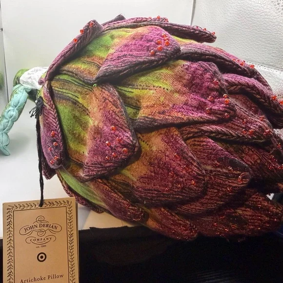 ❌SOLD❌Charming Artichoke Pillow - John Derian - Picture 2 of 3